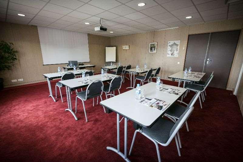 Brit Hotel Rennes Le Castel Facilities photo